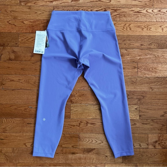 Lululemon NWT size 12 Wunder Train Contour Fit High-Rise Tight 25"
Dark Lavender - Picture 5 of 10